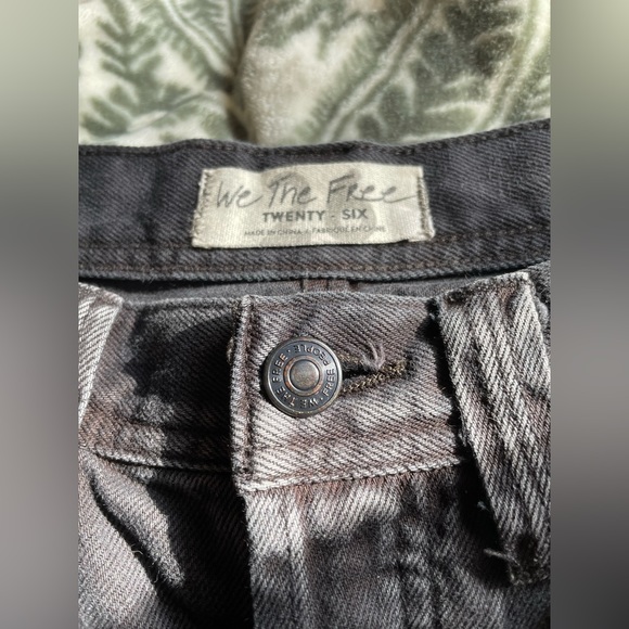 We the Free, Black Jean Shorts - Picture 5 of 8